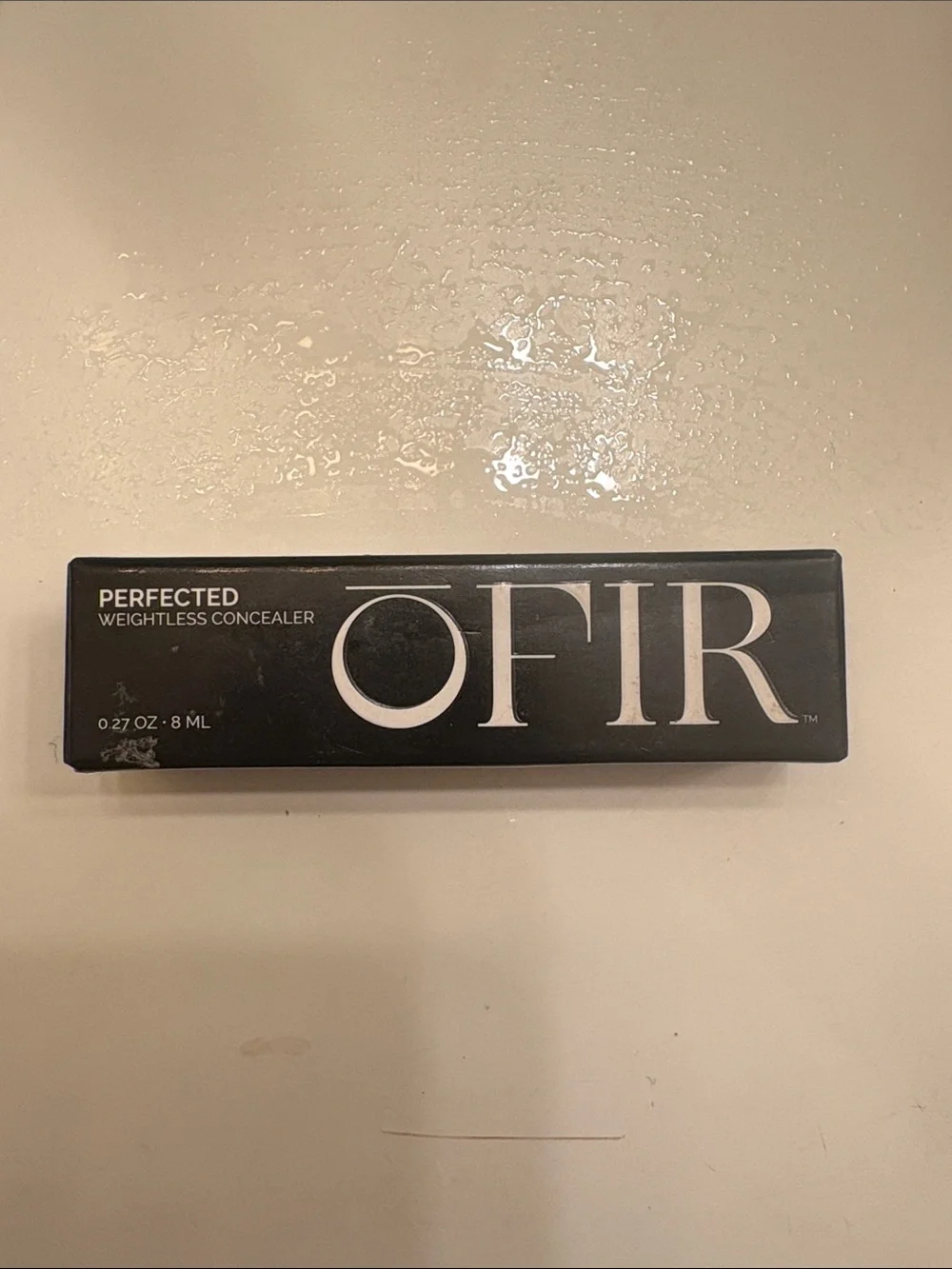 Perfected Weightless Concealer — Black
